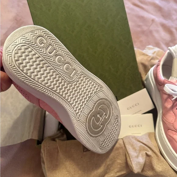Gucci Pink and White Lace-Up Sneakers - Picture 9 of 9